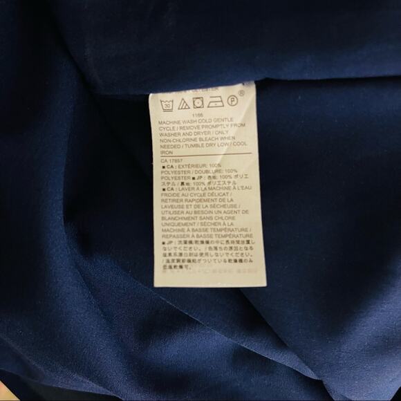 Banana Republic blue white striped v neck lightweight nautical tank top - Picture 6 of 7